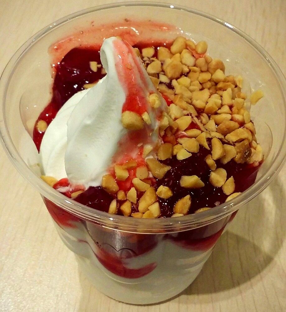 Detail Es Krim Sundae Kfc Nomer 19