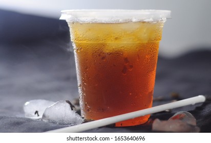 Es Teh Manis Cup Plastik - KibrisPDR
