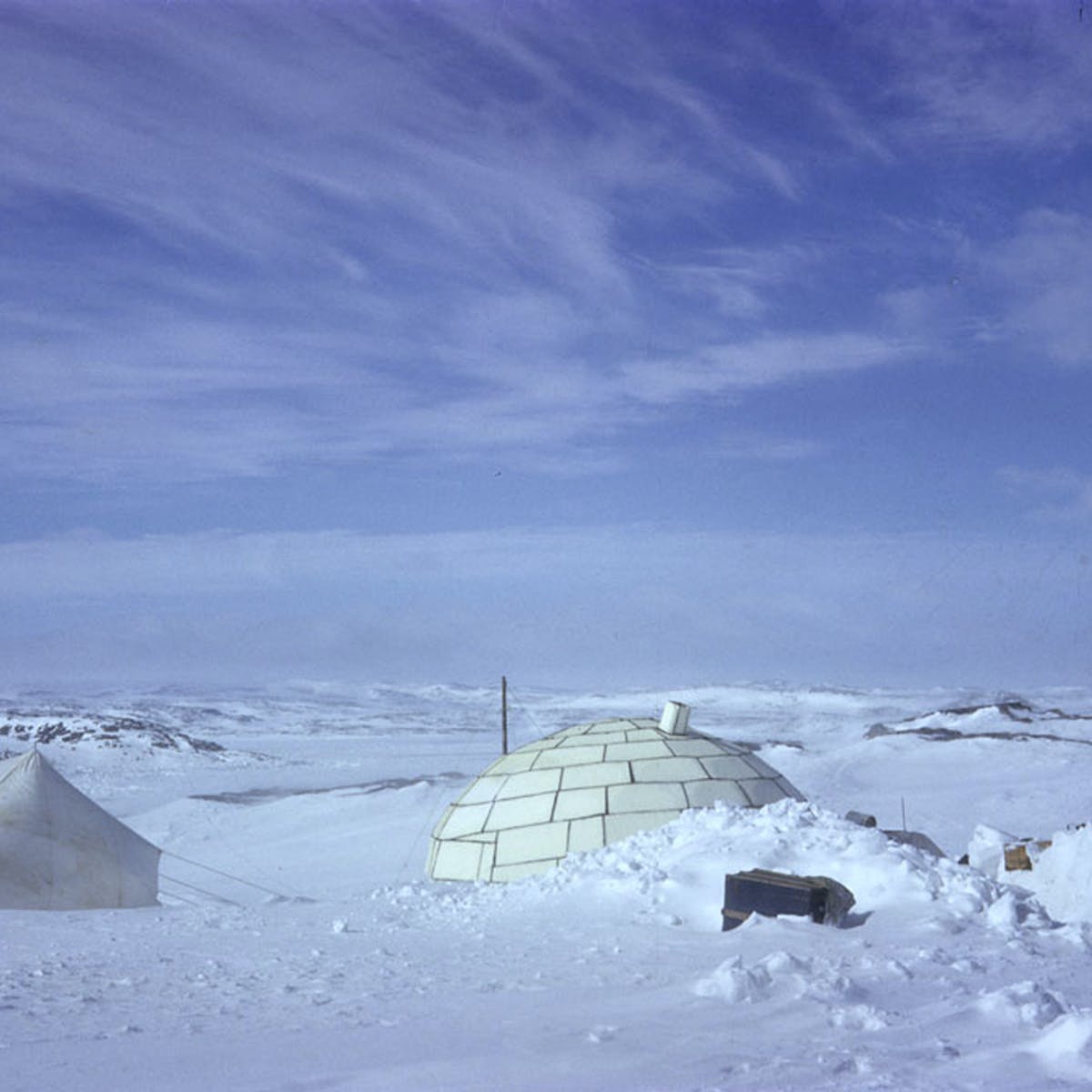 Detail Eskimo Igloo Images Nomer 34