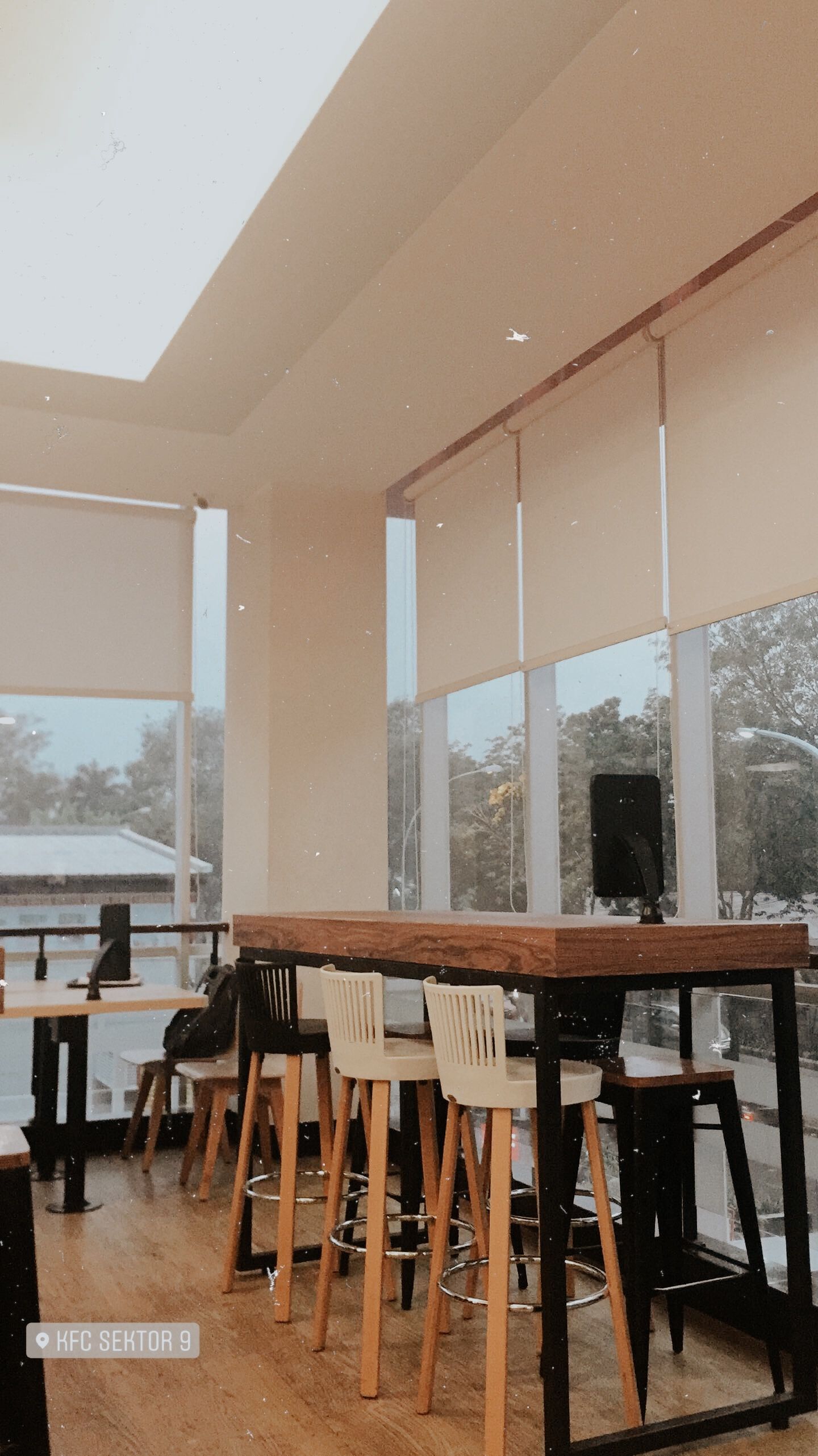Detail Background Tempat Makan Nomer 5