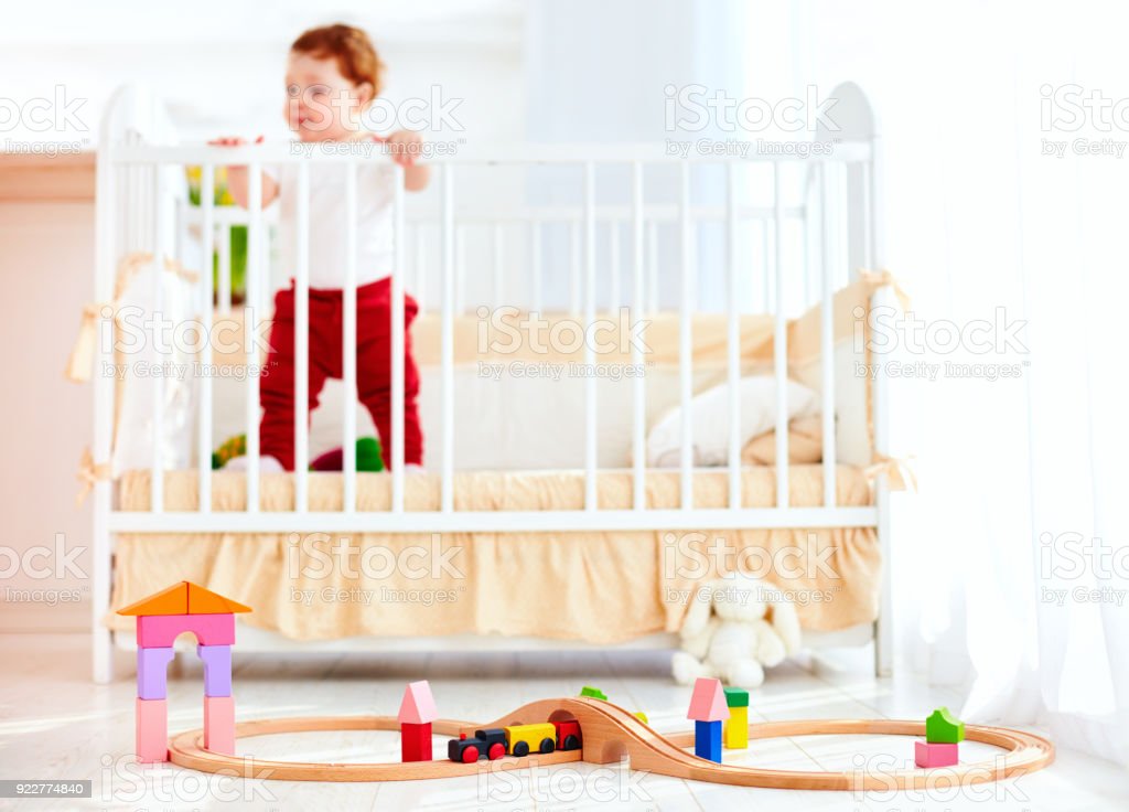 Detail Background Tempat Tidur Bayi Nomer 16