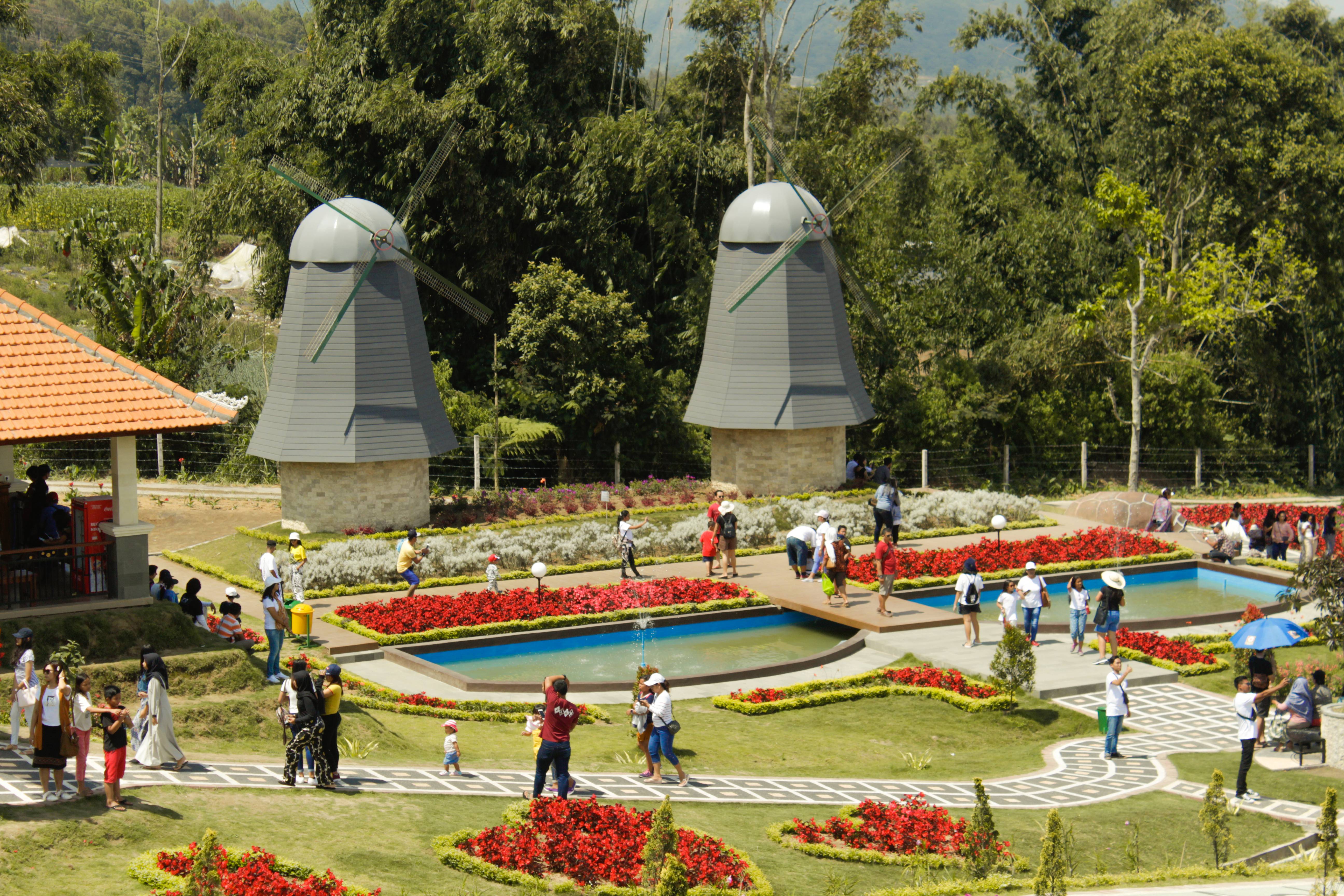 Detail Background Tempat Wisata Nomer 46