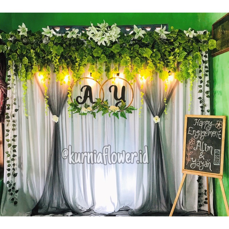 Detail Background Tunangan Sederhana Nomer 39