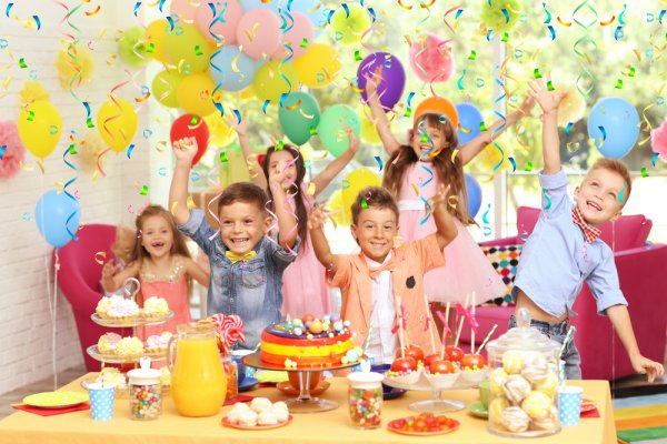 Detail Background Ulang Tahun Anak Anak Nomer 35