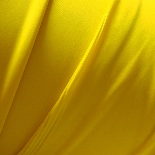 Detail Background Warna Kuning Cerah Nomer 28