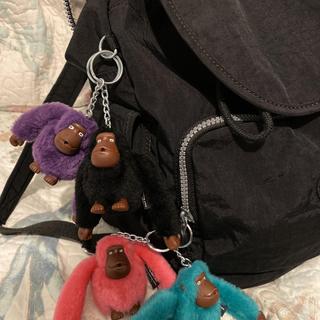 Detail Backpack With Gorilla Keychain Nomer 3