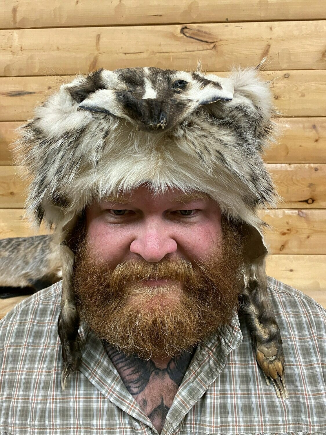 Detail Badger Fur Hat Nomer 9