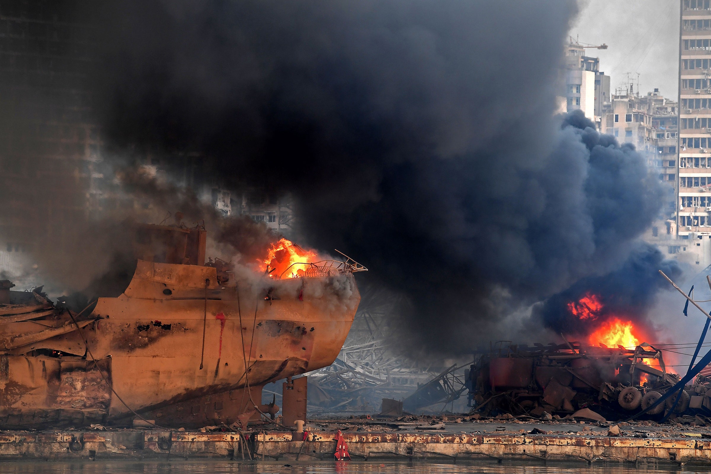 Detail Explosion Image Nomer 24