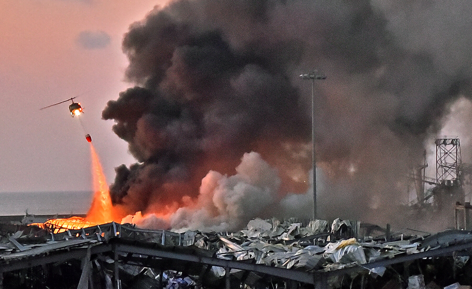 Detail Explosion Images Nomer 18