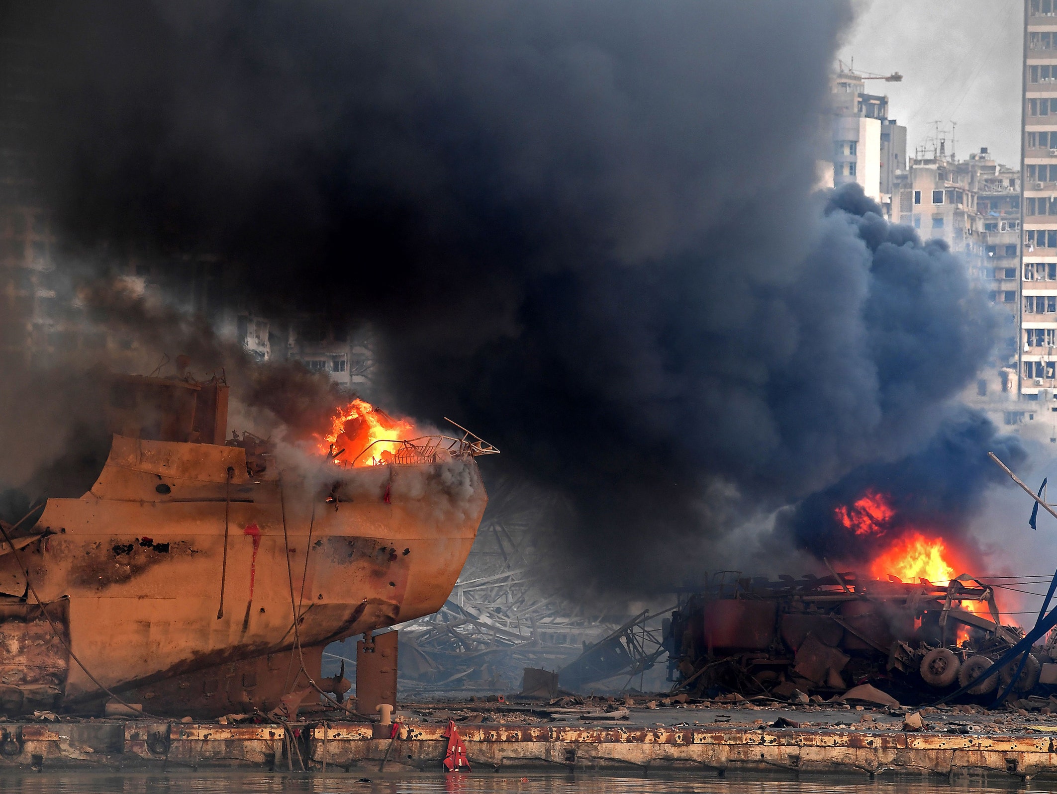 Detail Explosion Images Nomer 20