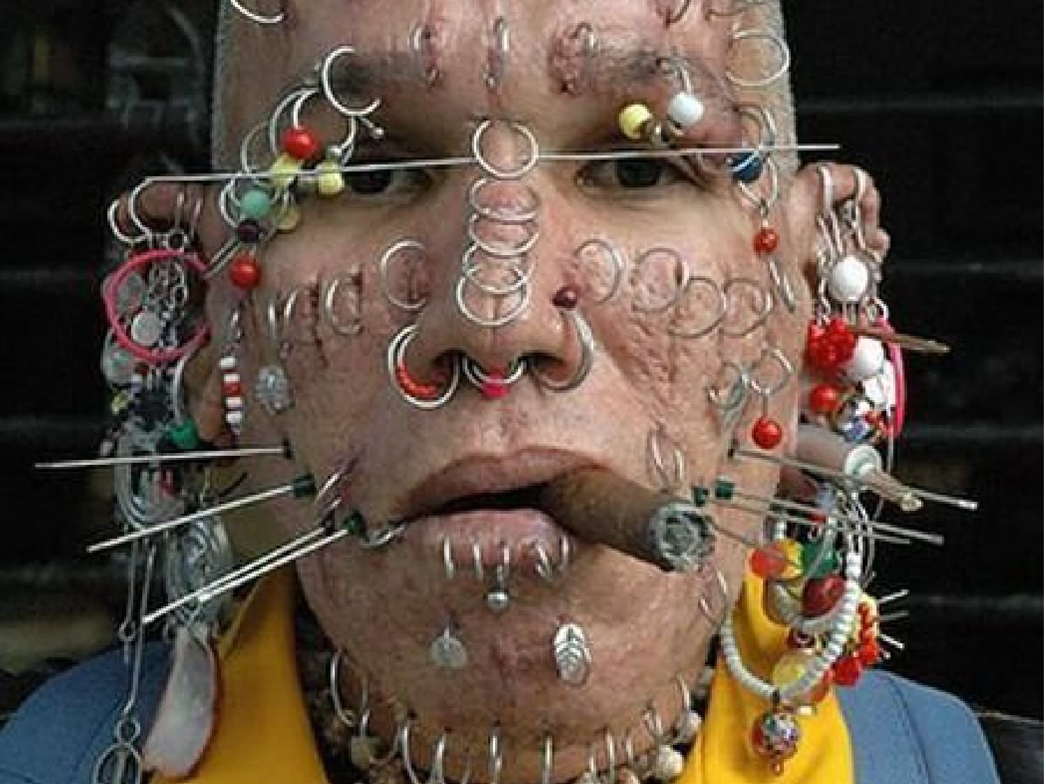 Detail Extreme Body Piercing Pictures Nomer 10