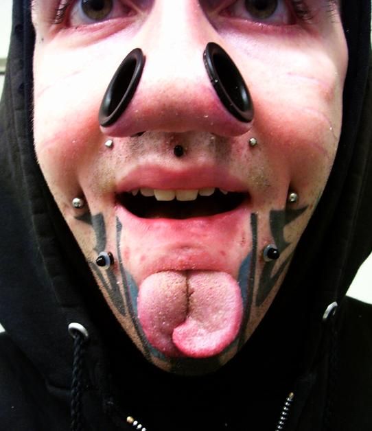 Detail Extreme Body Piercing Pictures Nomer 19