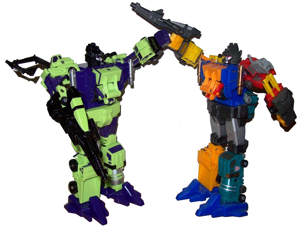 Detail Decepticon Devastator Nomer 21