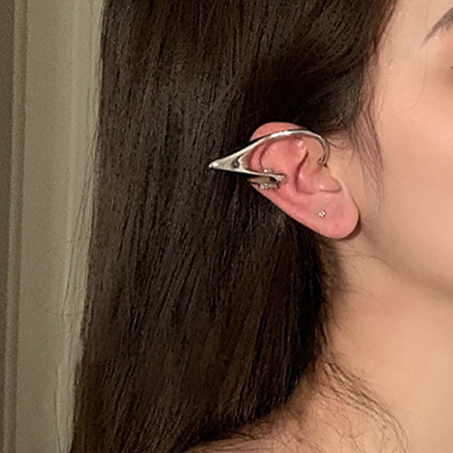 Detail Fairy Ear Piercing Nomer 30