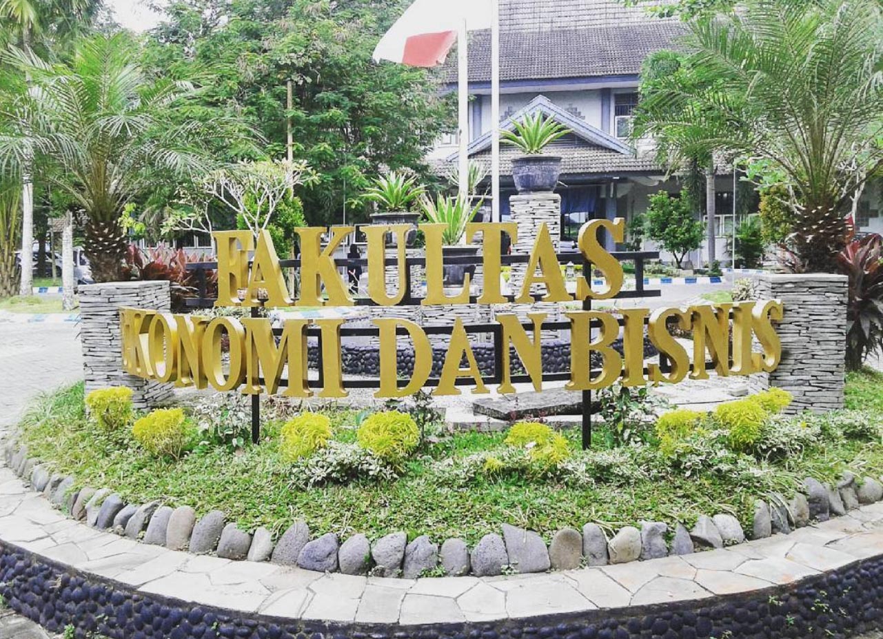 Fakultas Ekonomi Dan Bisnis Universitas Jember - KibrisPDR