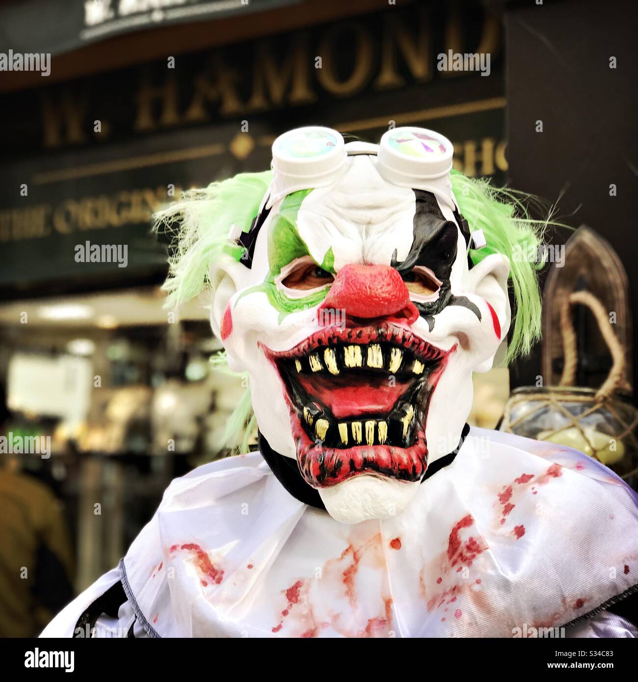 Detail Fallout 76 Clown Mask Nomer 56