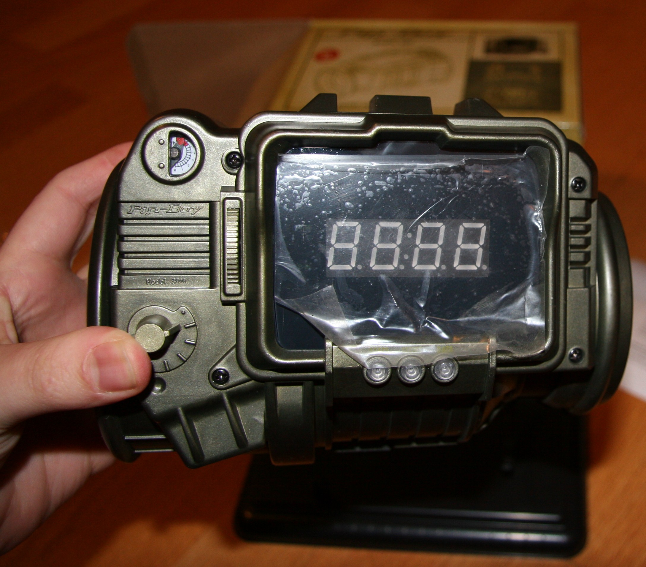 Detail Fallout Alarm Clock Nomer 40