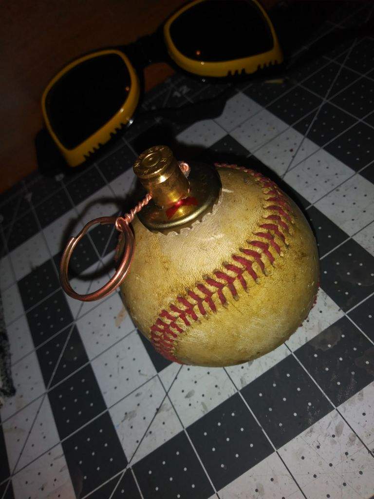 Detail Fallout Baseball Grenade Nomer 3