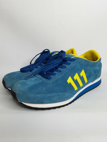 Detail Fallout Vault 101 Shoes Nomer 34