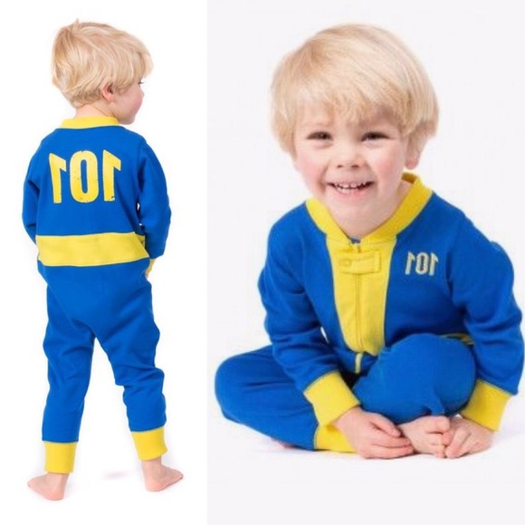 Detail Fallout Vault Suit Hoodie Nomer 56