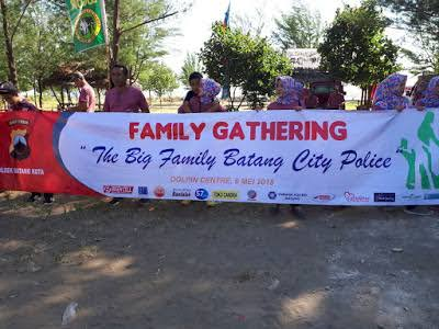 Detail Family Gathering Banner Nomer 7