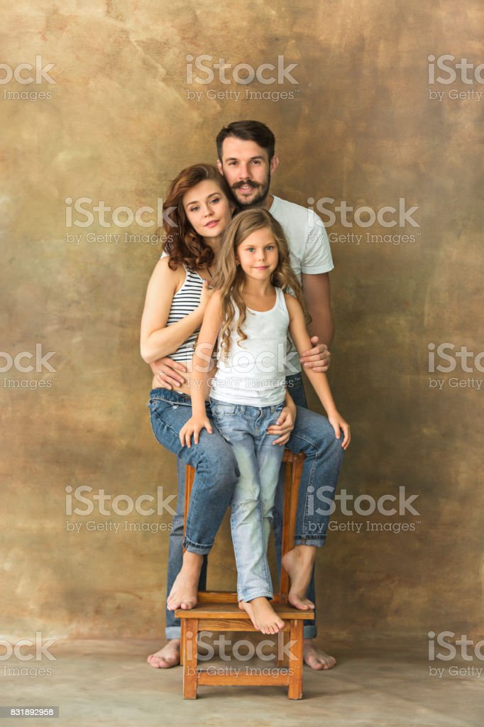 Detail Family Photo Studio Background Nomer 49