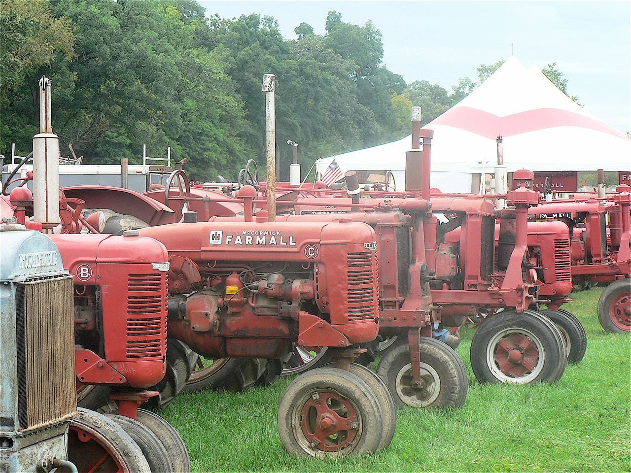 Detail Farm Tractor Images Nomer 41