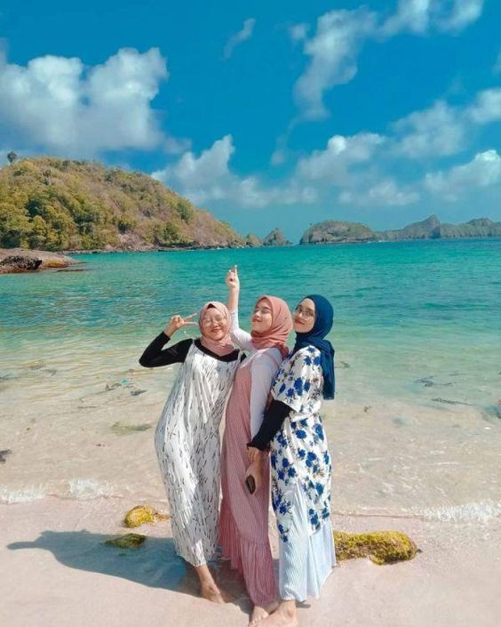 Detail Fashion Ke Pantai Untuk Wanita Nomer 32