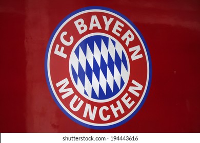 Detail Fc Bayern Logo Nomer 38