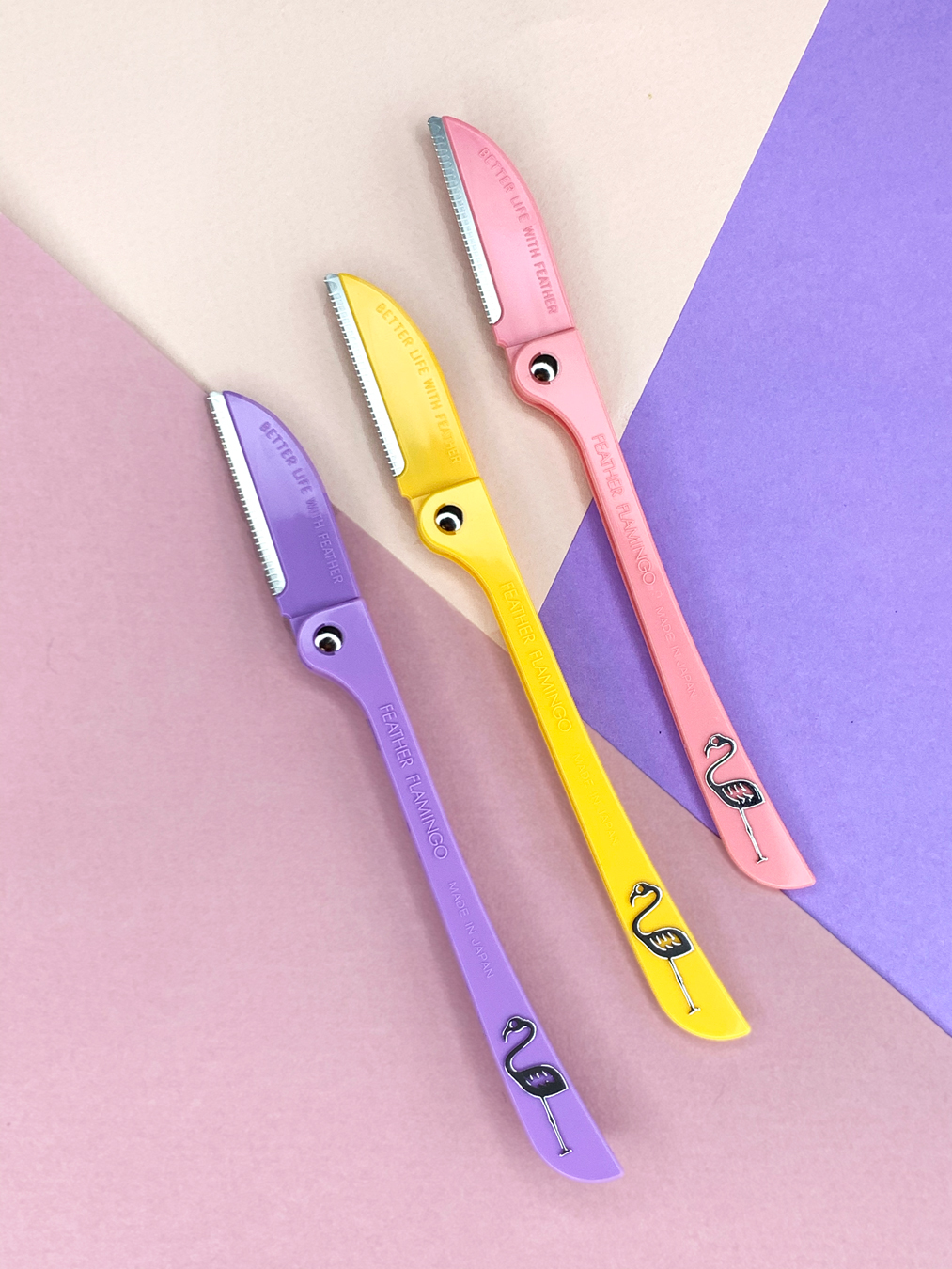 Detail Feather Flamingo Razor Nomer 3
