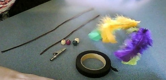 Detail Feather Roach Clips Nomer 9