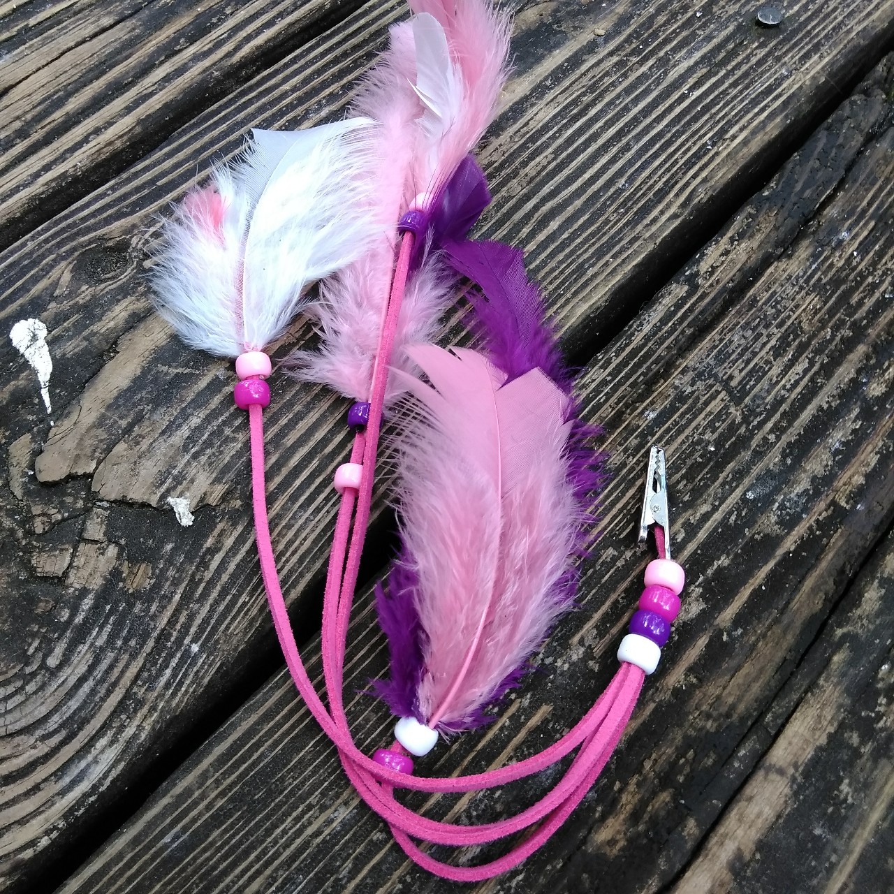 Detail Feather Roach Clips Nomer 17