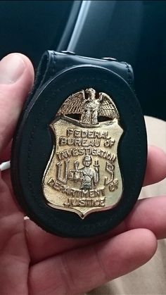 Detail Federal Bureau Of Investigation Badge Nomer 33