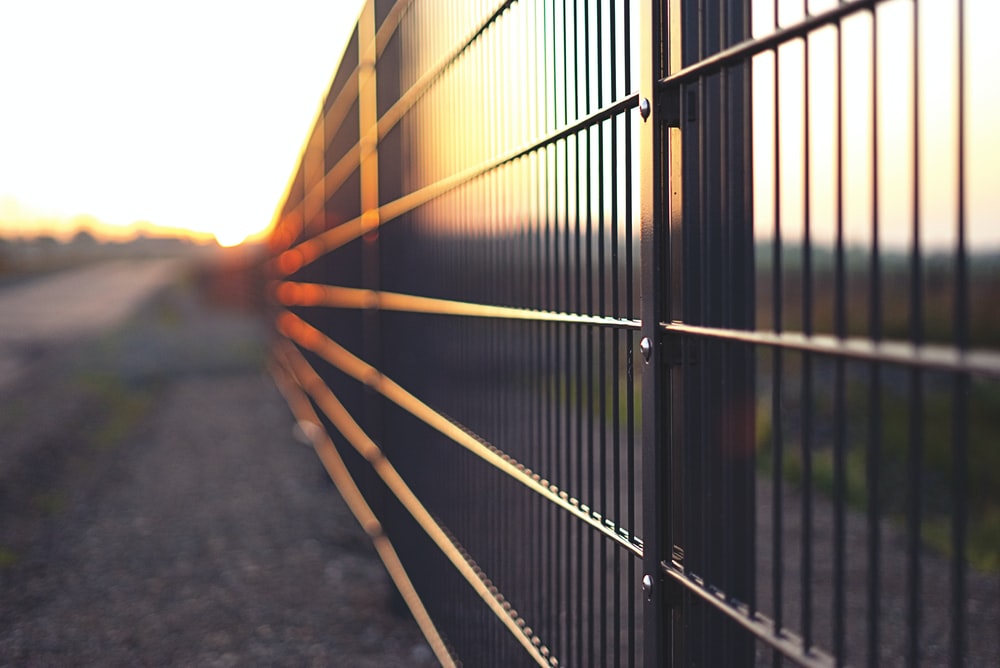 Detail Fence Background Images Nomer 19
