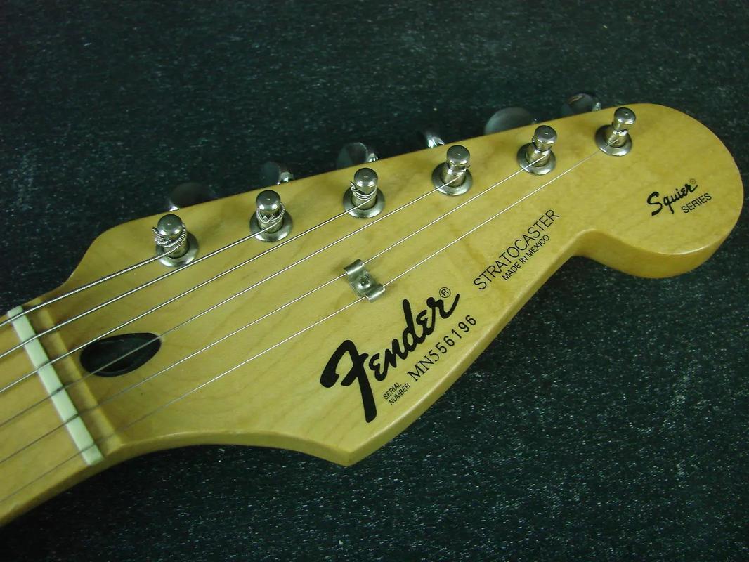 Detail Fender Squier Series Nomer 12