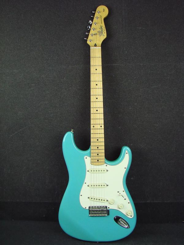 Detail Fender Squier Series Nomer 39