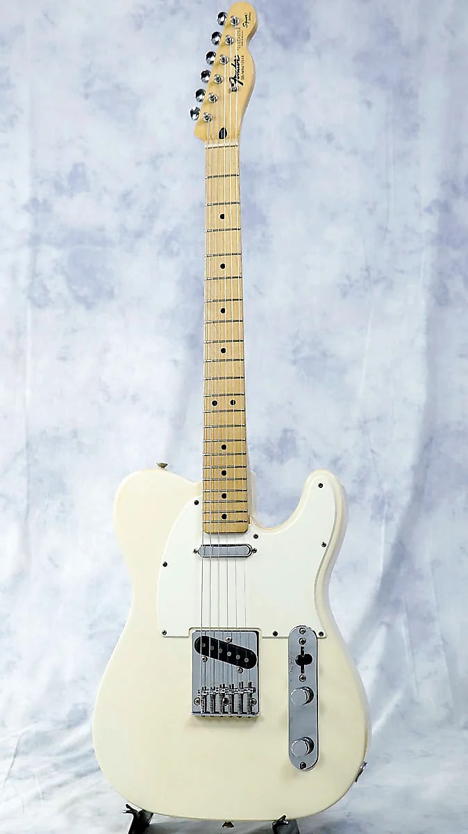 Detail Fender Squier Series Nomer 40