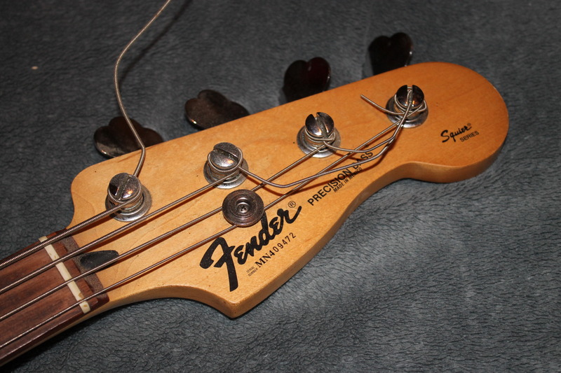 Detail Fender Squier Series Nomer 54