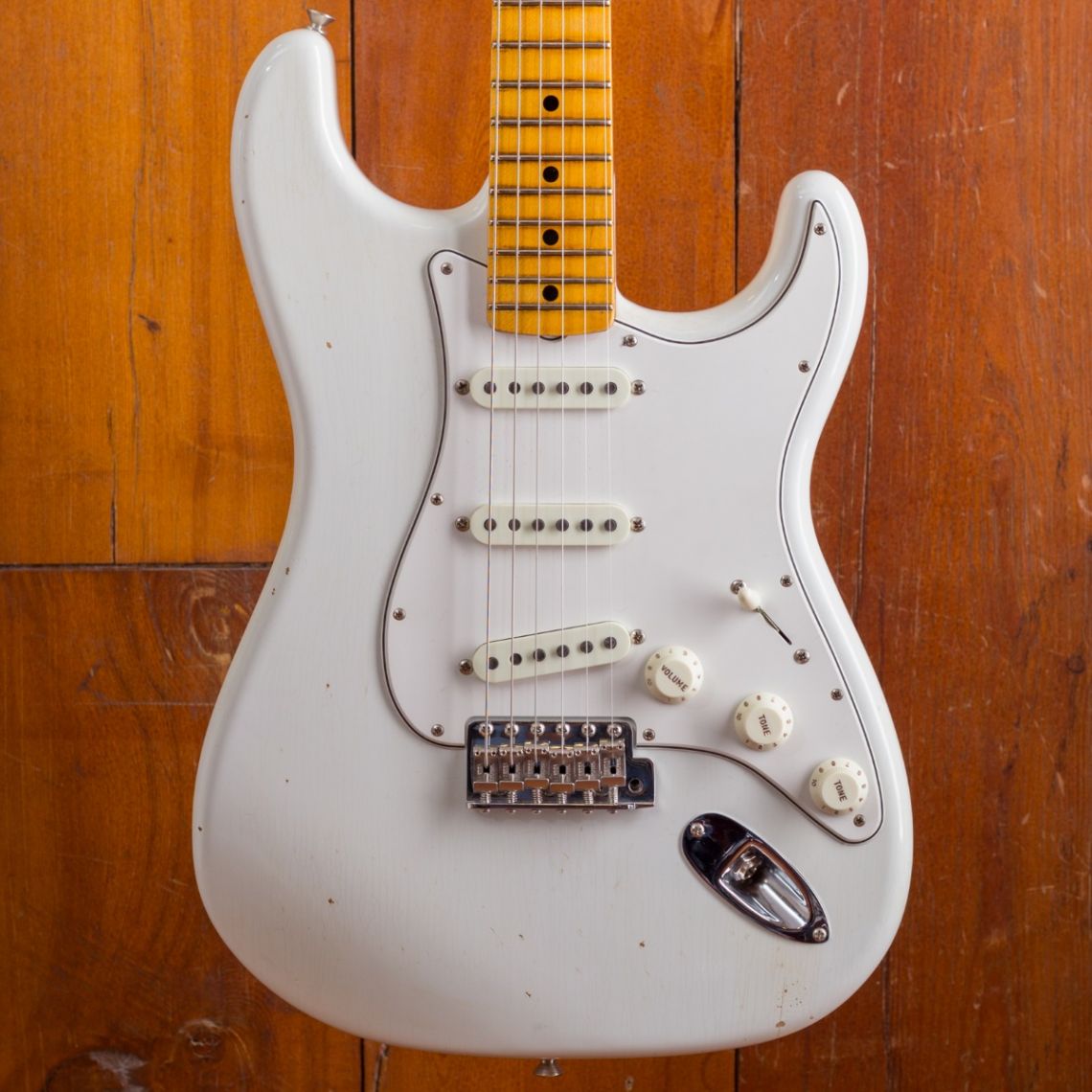 Detail Fender Stratocaster Jimi Hendrix Nomer 17