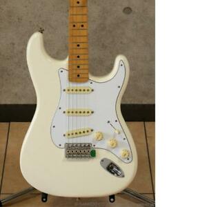 Detail Fender Stratocaster Jimi Hendrix Nomer 38