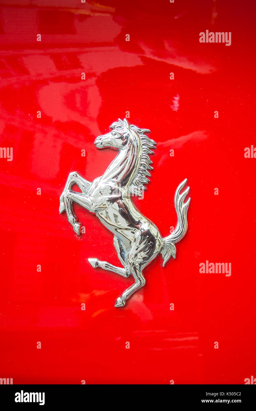 Detail Ferrari Symbol Image Nomer 43