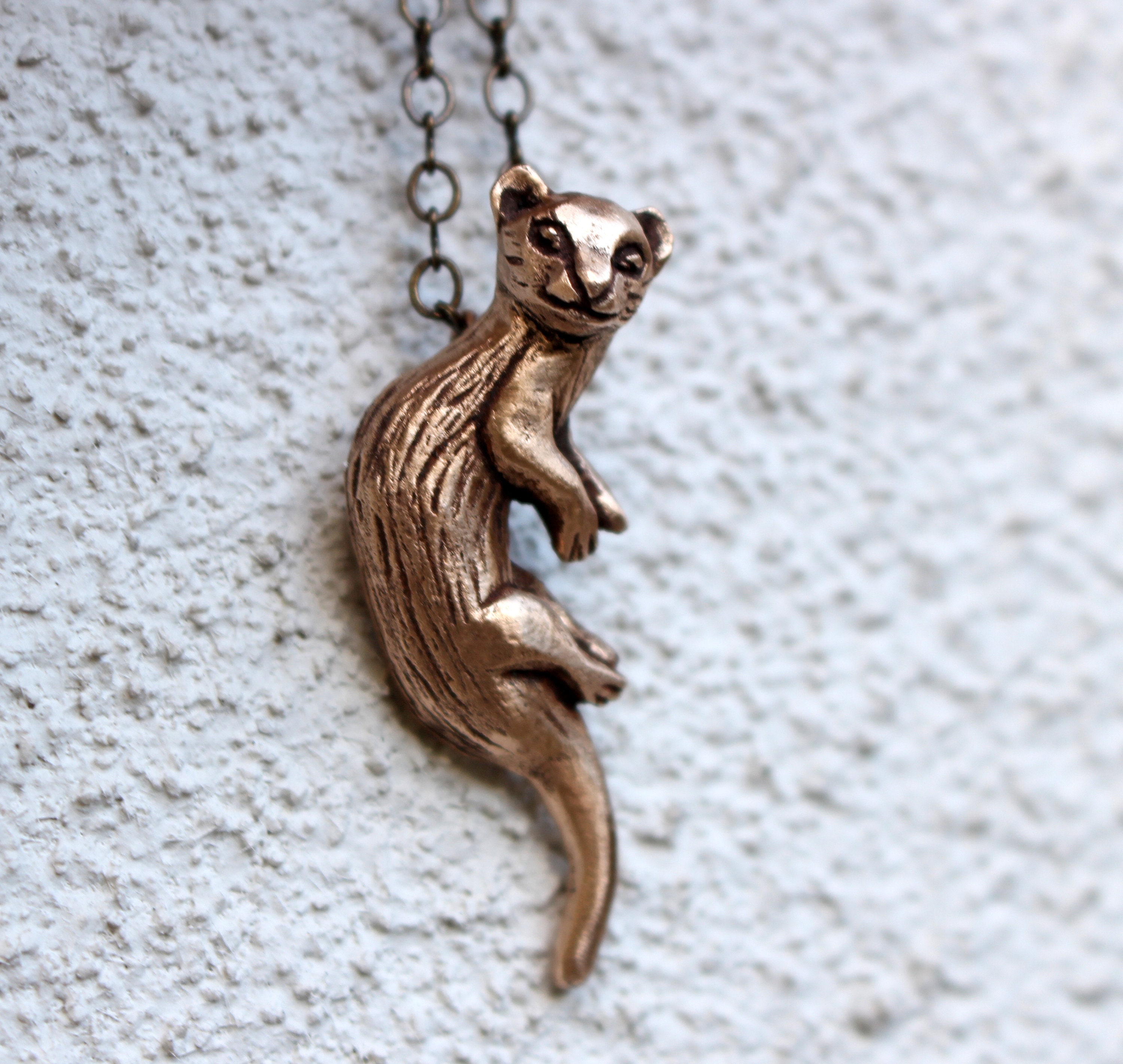 Detail Ferret Necklace Nomer 20