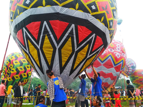 Detail Festival Balon Udara Nomer 41