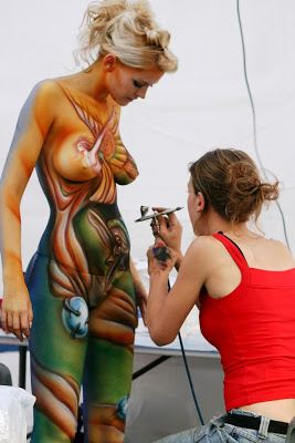 Detail Festival Body Painting Indonesia Nomer 32