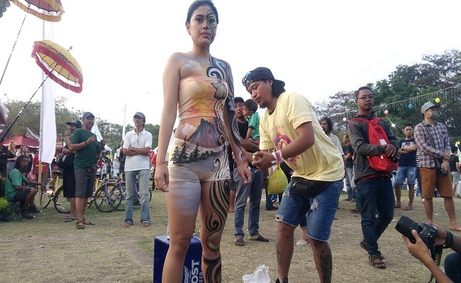 Detail Festival Body Painting Indonesia Nomer 5