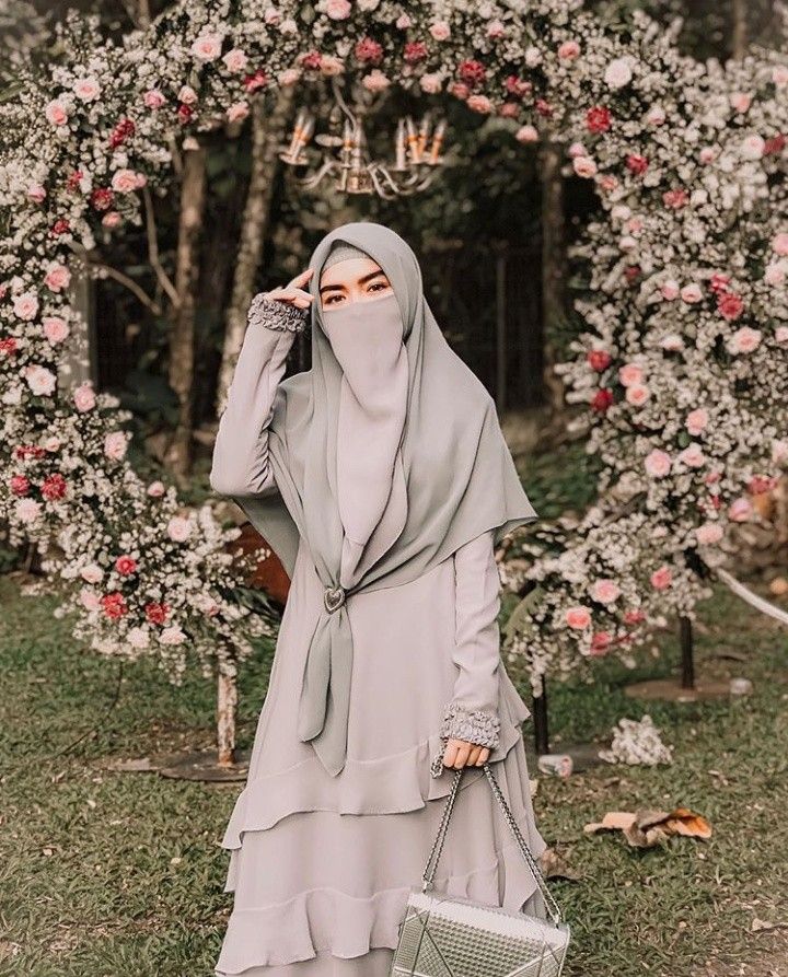 Detail Fhoto Wanita Berhijab Syar I Nomer 34