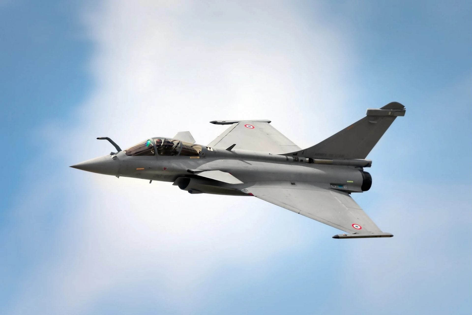 Detail Fighter Plane Image Nomer 3