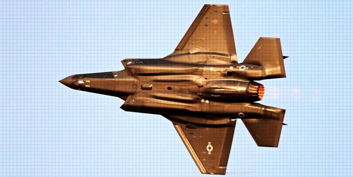 Detail Fighter Plane Image Nomer 31