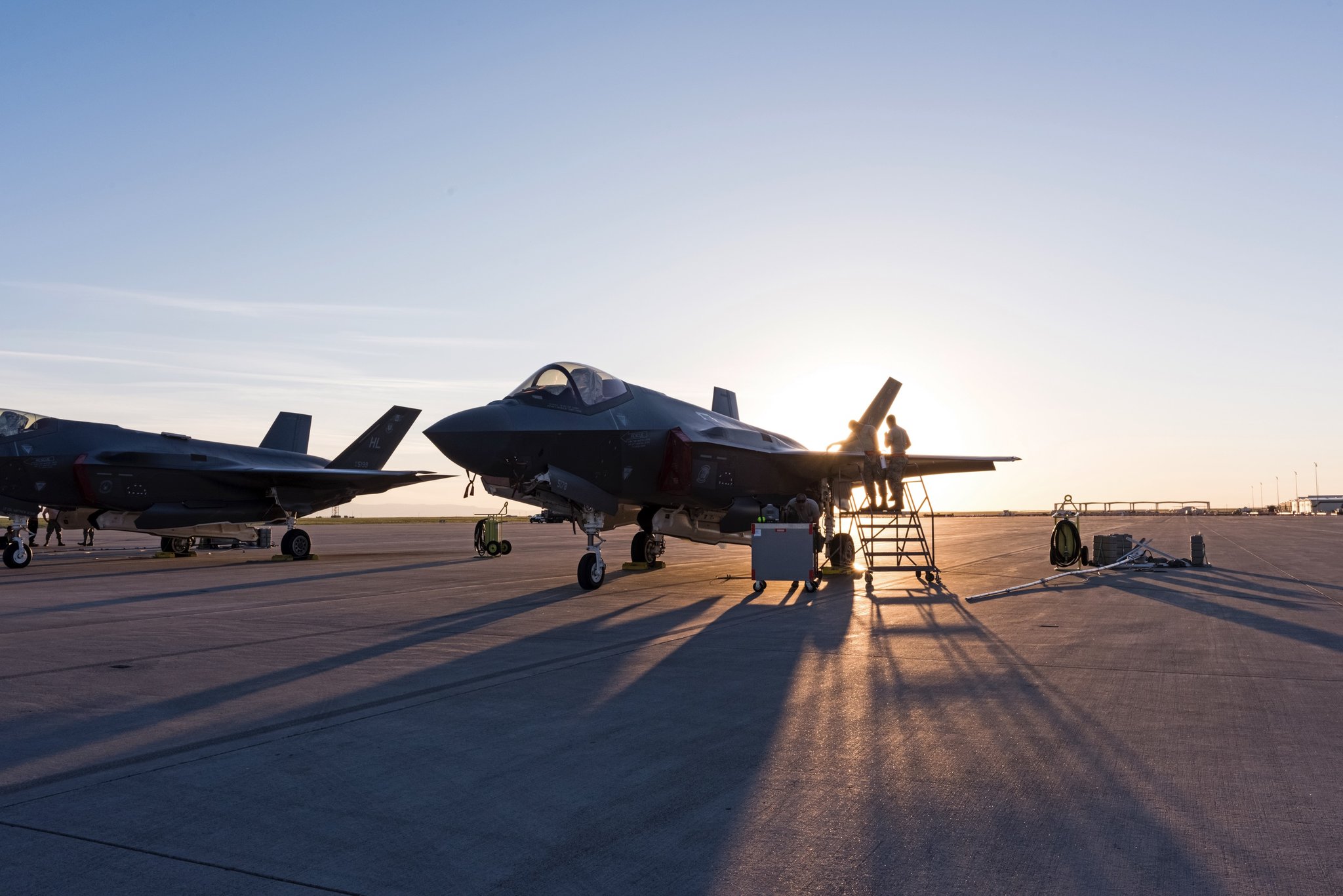 Detail Fighter Plane Image Nomer 37