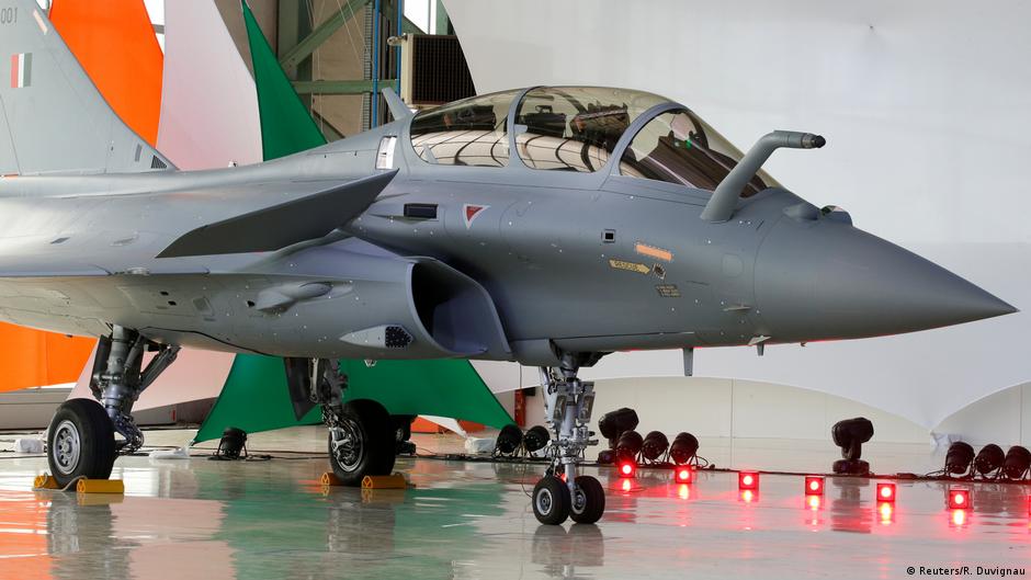 Detail Fighter Plane Image Nomer 52